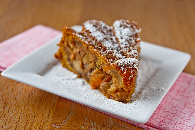 persimmon apple cake slice 680